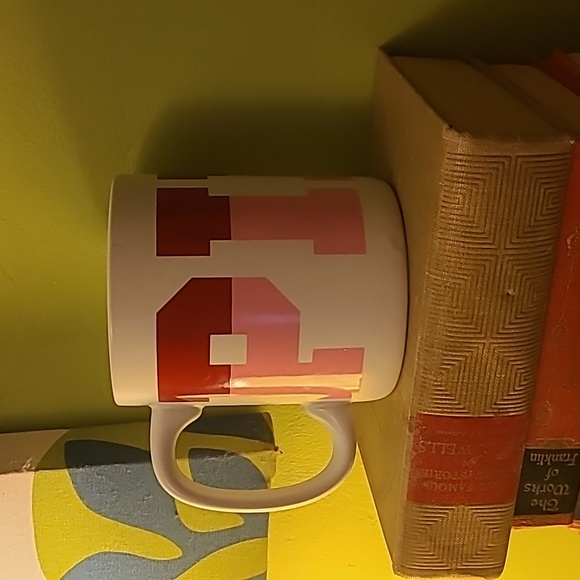 PINK Victoria's Secret Oversized Stay Cozy Trenta Pink Drink Mug - Picture 4 of 11